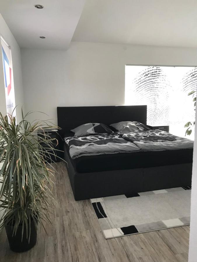 Jeannette Apartment Балинген Екстериор снимка